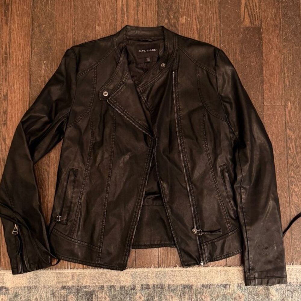 Solemio Faux Leather Black Jacket with Measurements Size Medium
